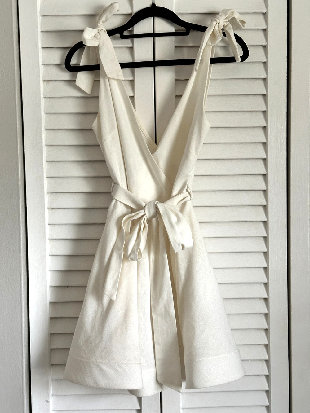 Luxxel White Wrap Dress Small Bridal Bow Strap Belted Waist Structured Hem